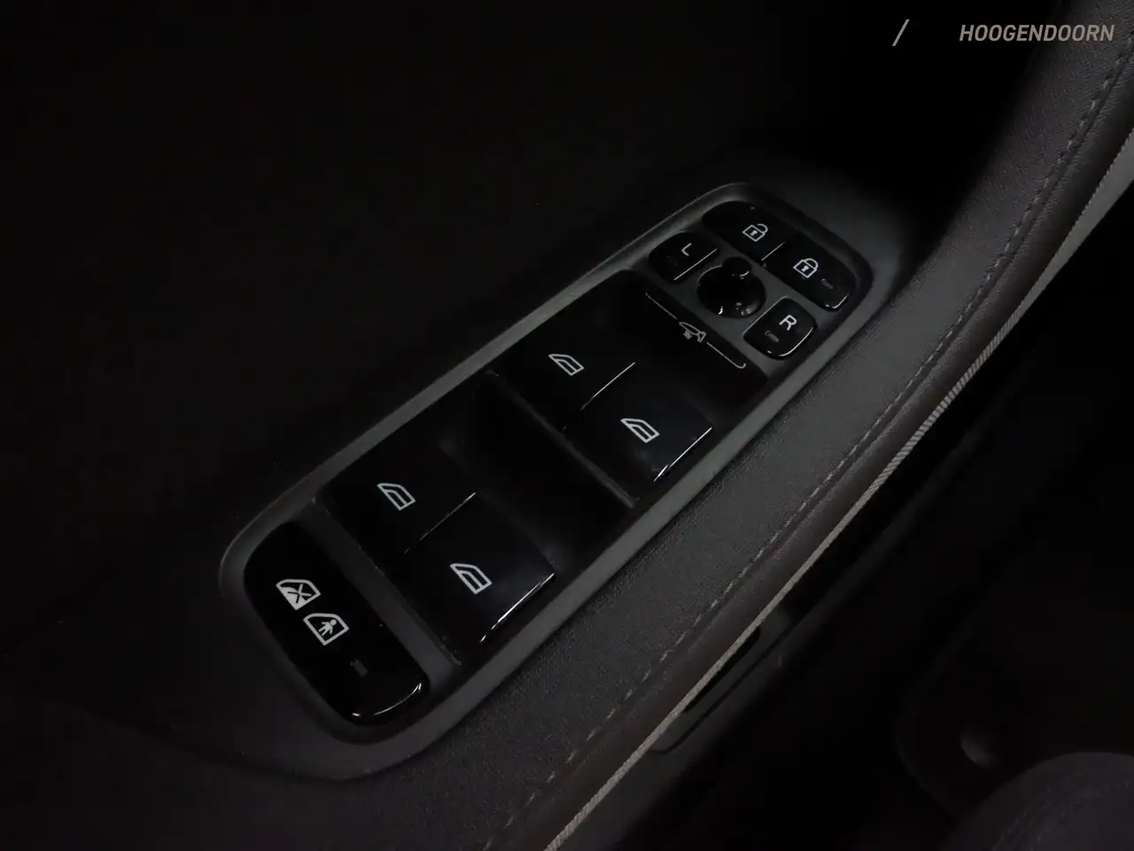 Polestar 2 Standard Range Single Motor 63kWh (APPLE CARPLAY,K, миниатюра 16