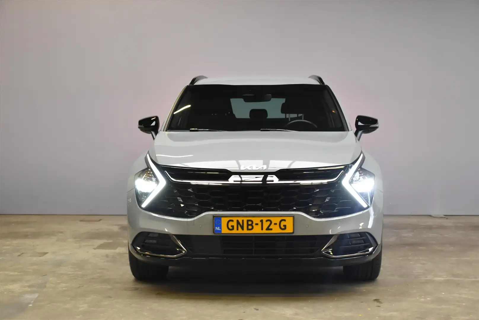 Kia Sportage 1.6 T-GDi 230pk Hybrid AT6 Dark Edition Grijs - 2