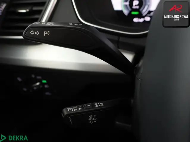 Audi Q5 view 15