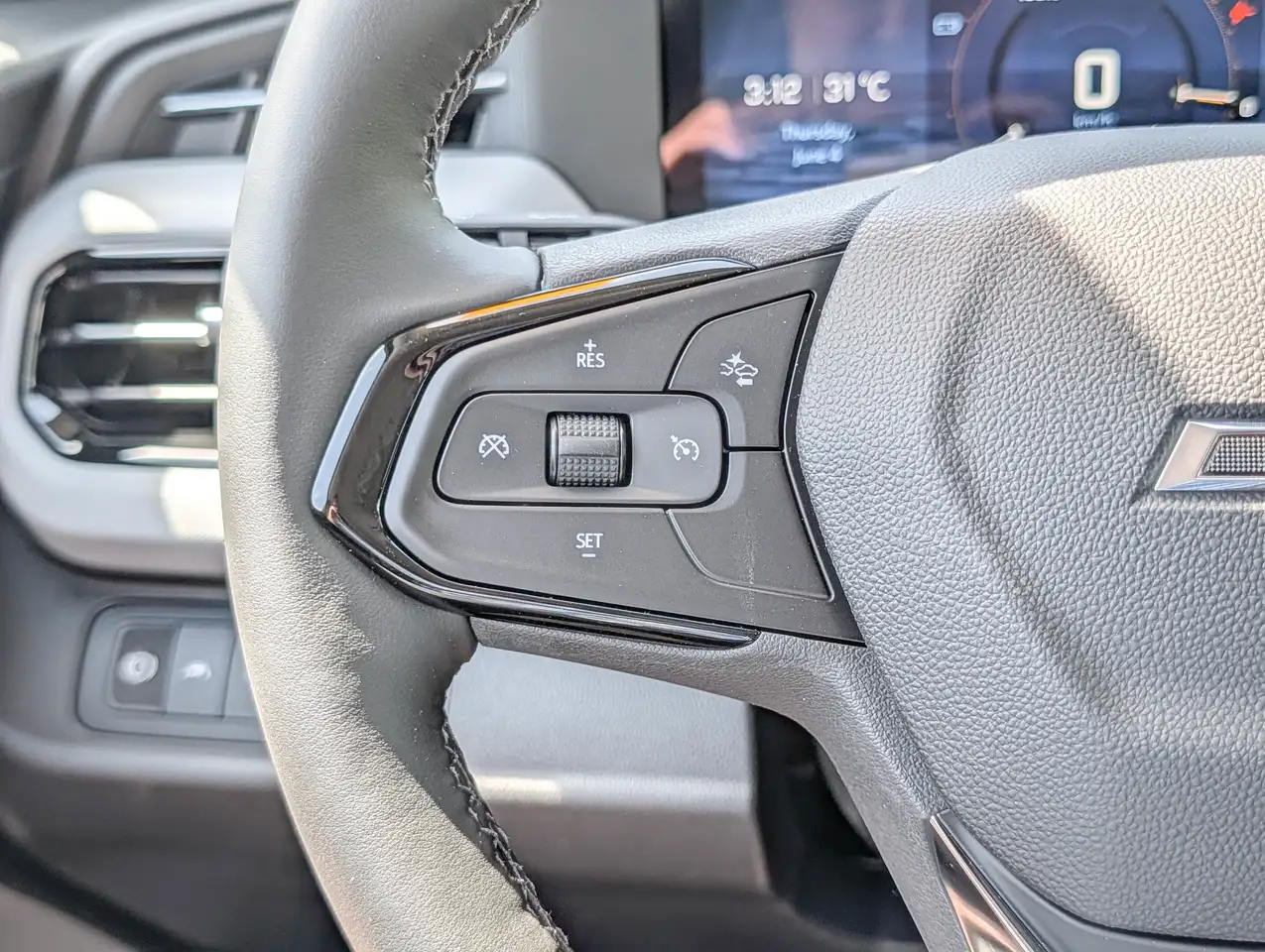 Chevrolet Bolt снимка Chevrolet Bolt