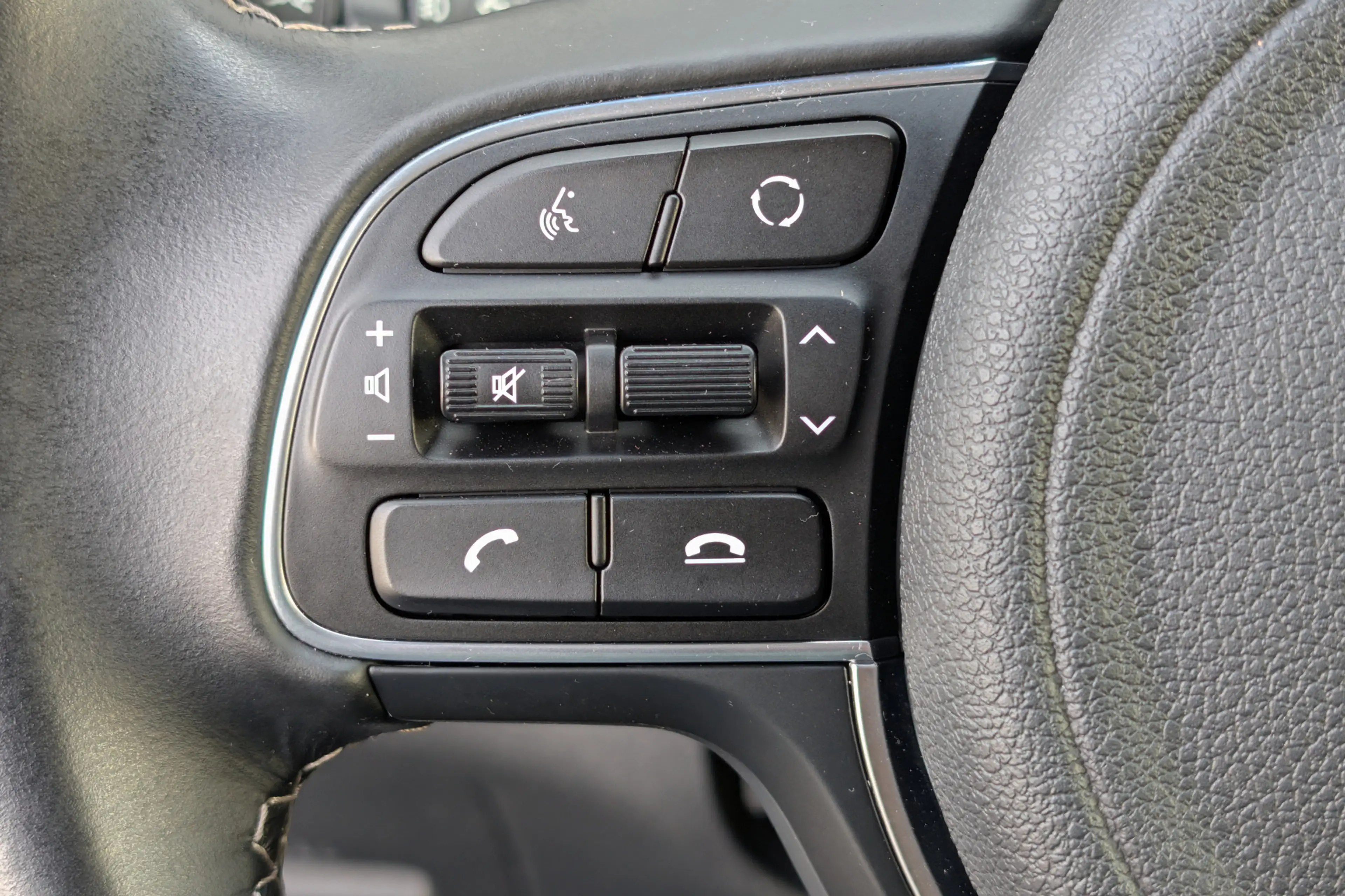 Kia e-Niro DynamicPlusLine 64kWh 3-Fase SOH 96% LED Schuifdak — photo 21