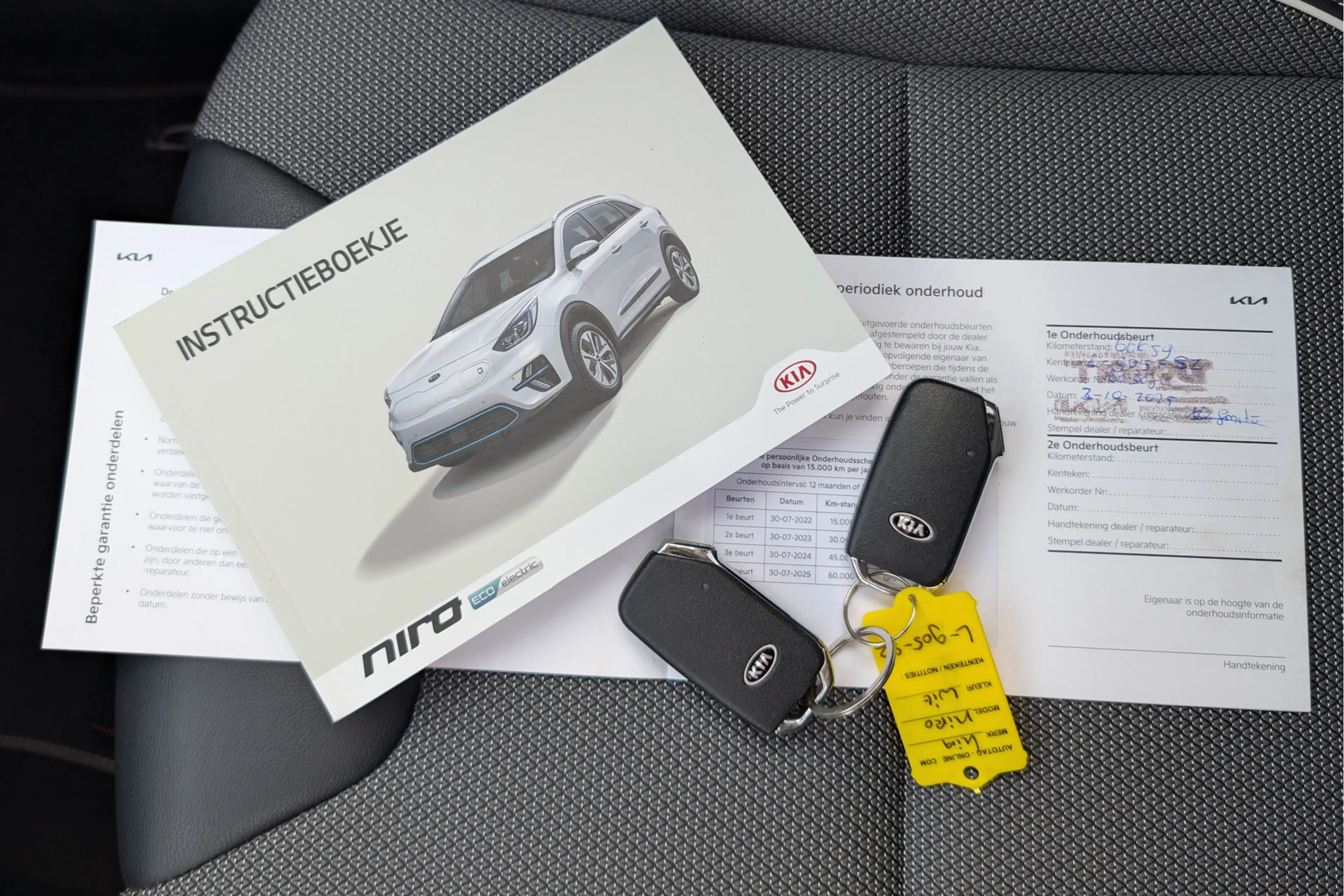 Kia e-Niro DynamicPlusLine 64kWh 3-Fase SOH 96% LED Schuifdak — photo 12