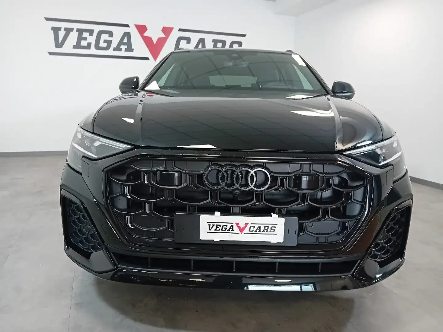 Audi Q8 SUV 50 TDI 286 CV quattro S line edit. BLACK PACk Noir - 2