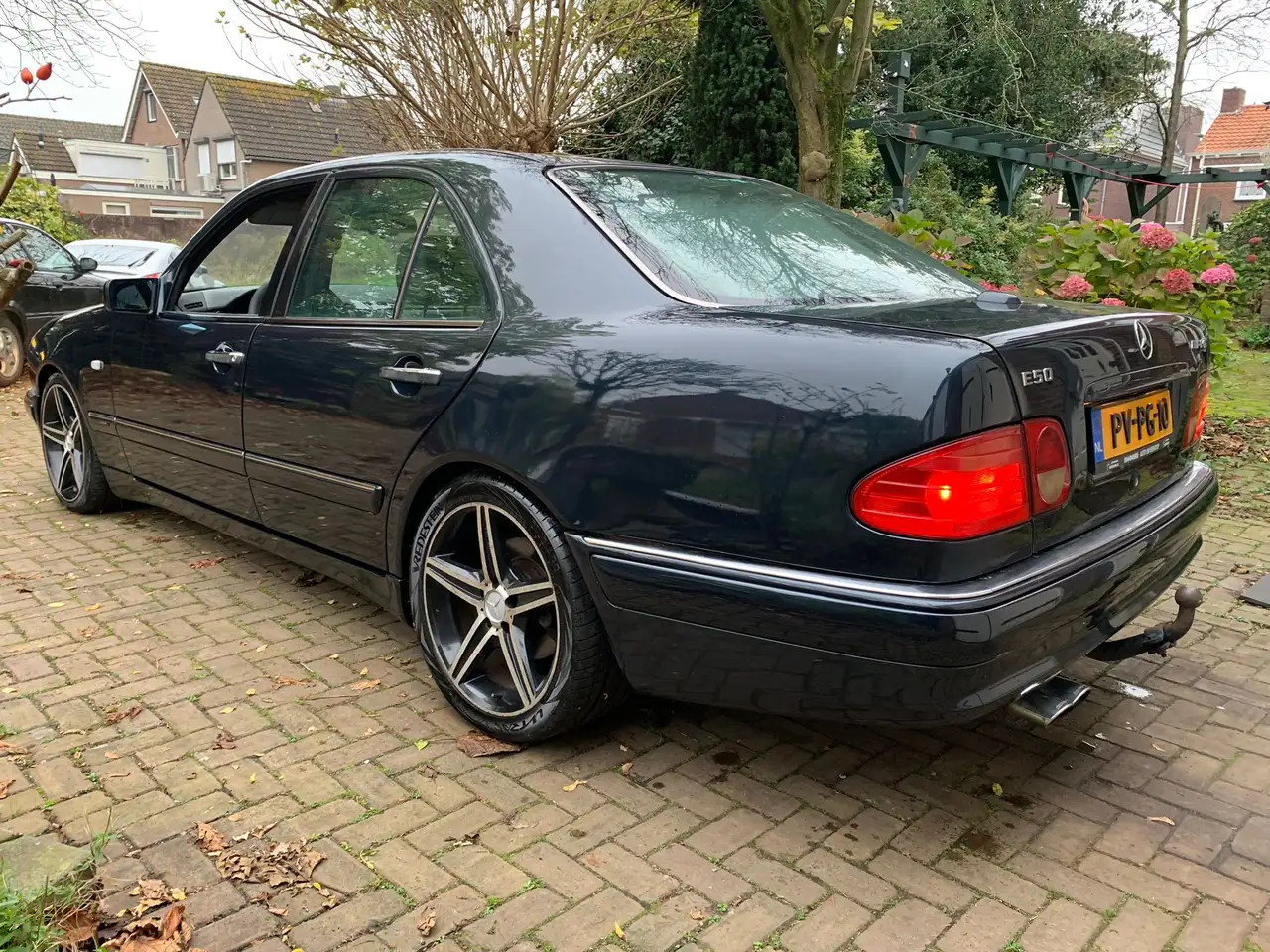 Mercedes-Benz E 50 AMG 5.0 M119, foto 6