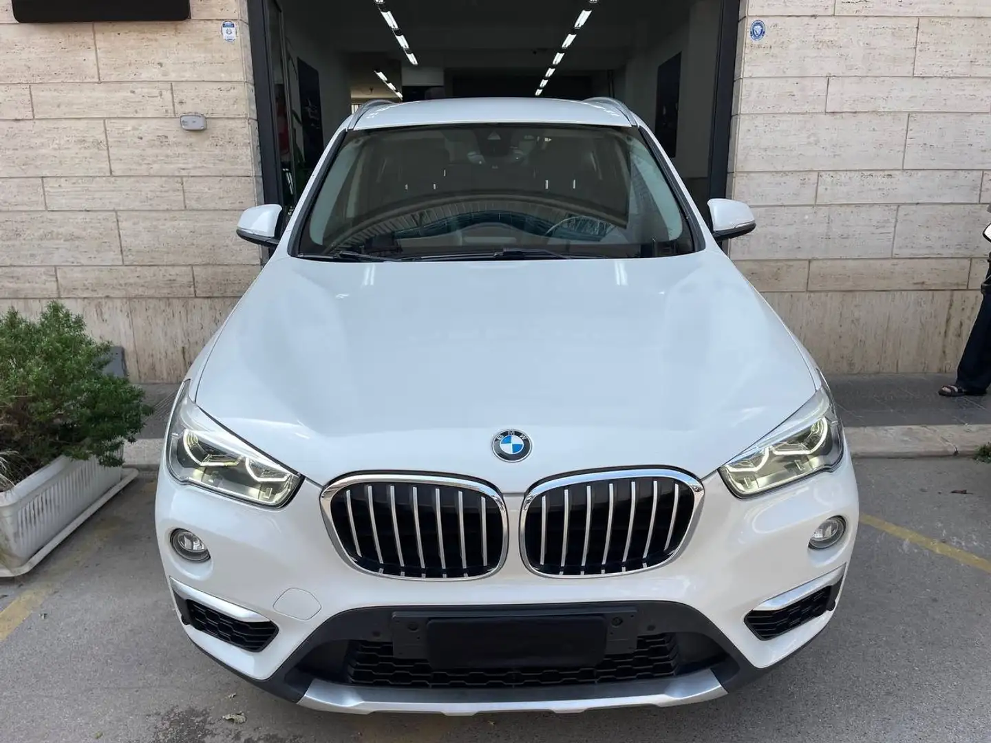 BMW X1 X1 sdrive18d Advantage auto Wit - 1