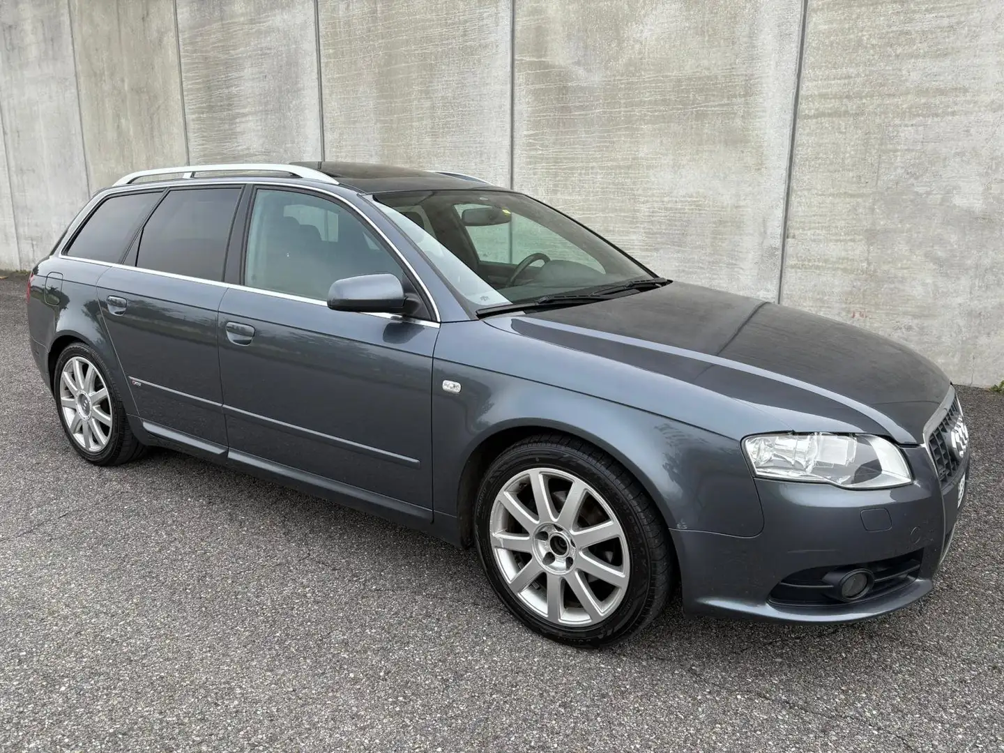 Audi A4 A4 Avant 2.0 TDI 140CV *S-LINE* Gris - 1