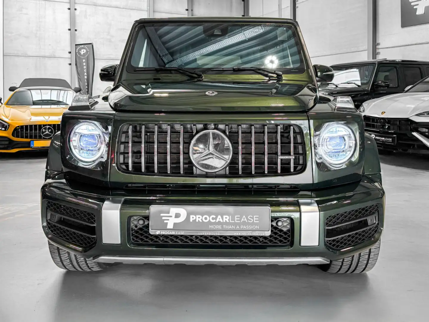 Mercedes-Benz G 63 AMG G63 AMG MANUFAKTUR/22/BURMESTER/CARBON/TV/STHZ Vert - 2