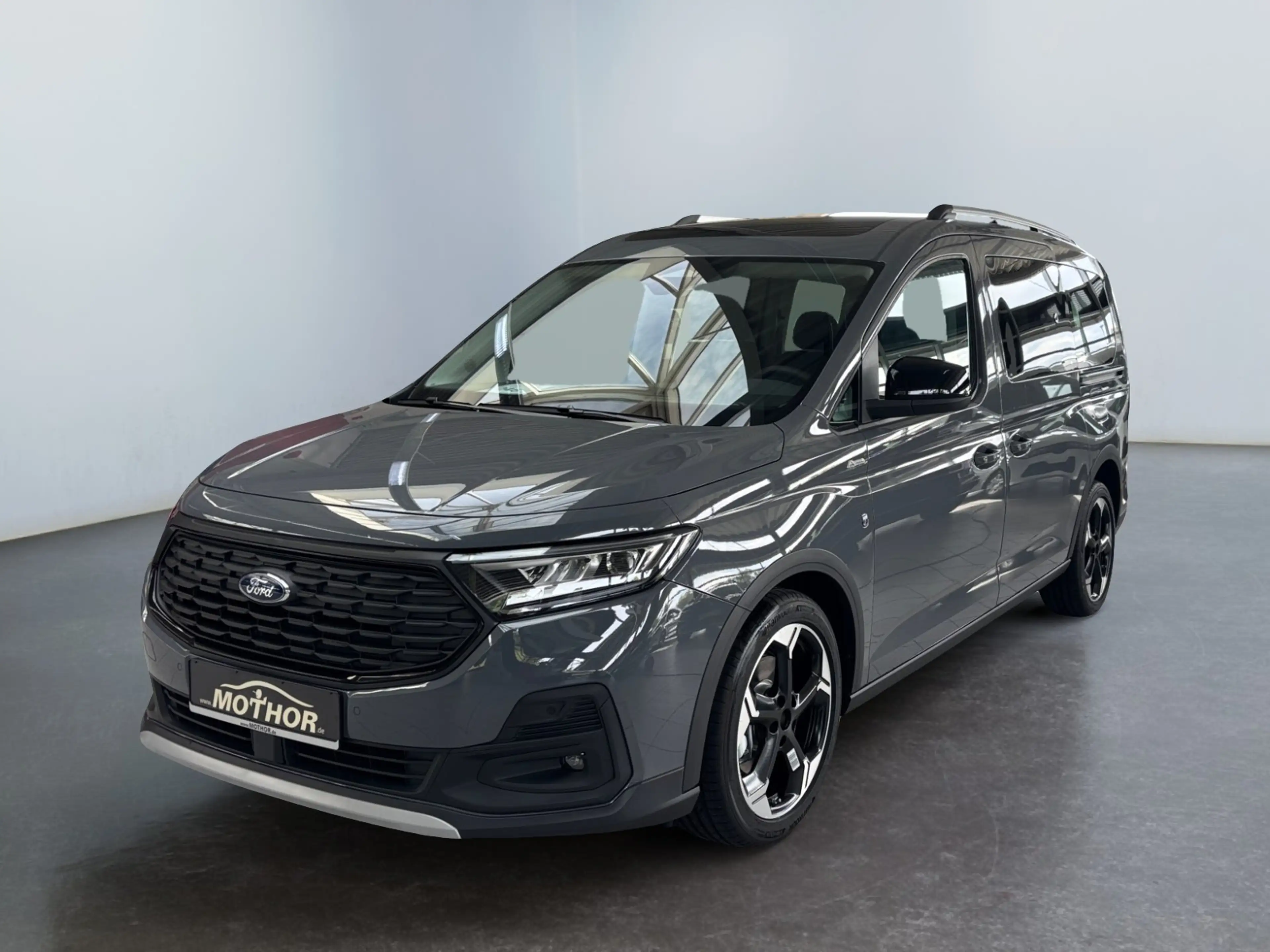 Ford Grand Tourneo Connect Active 2.0 EcoBlue 7-Sitzer — photo 2