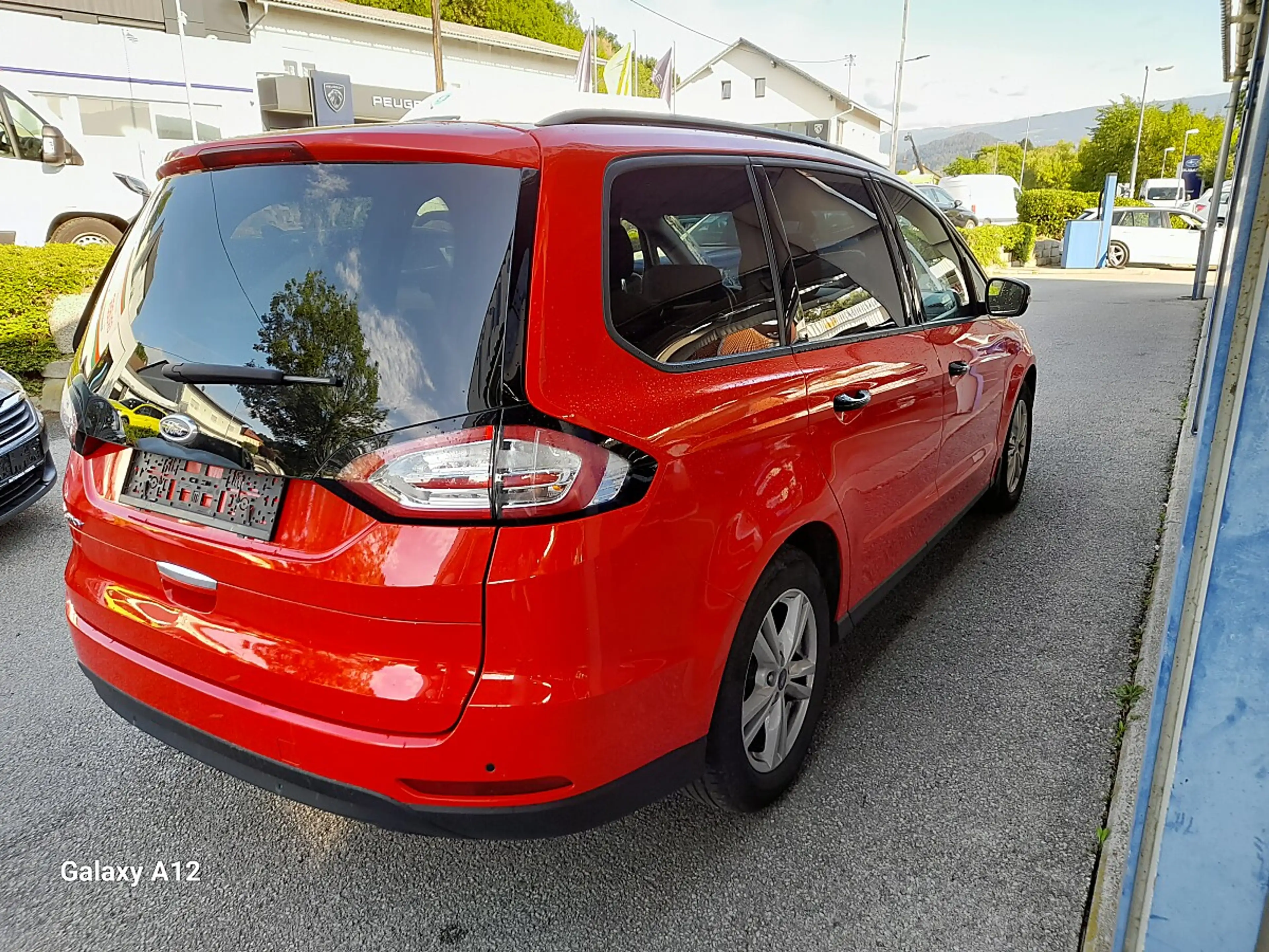 Ford Galaxy 2,0 EcoBlue SCR Business — photo 5