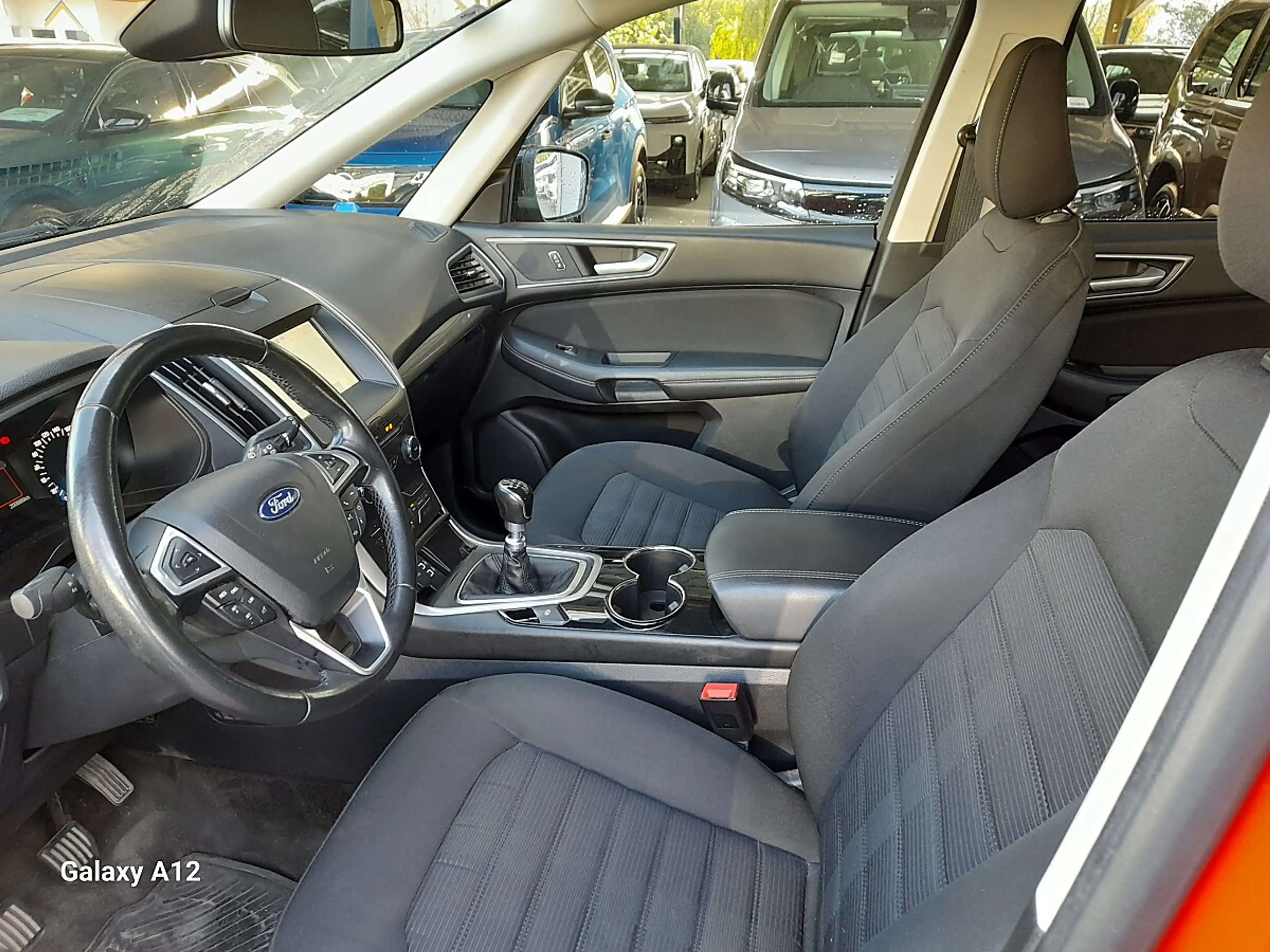 Ford Galaxy 2,0 EcoBlue SCR Business — photo 3