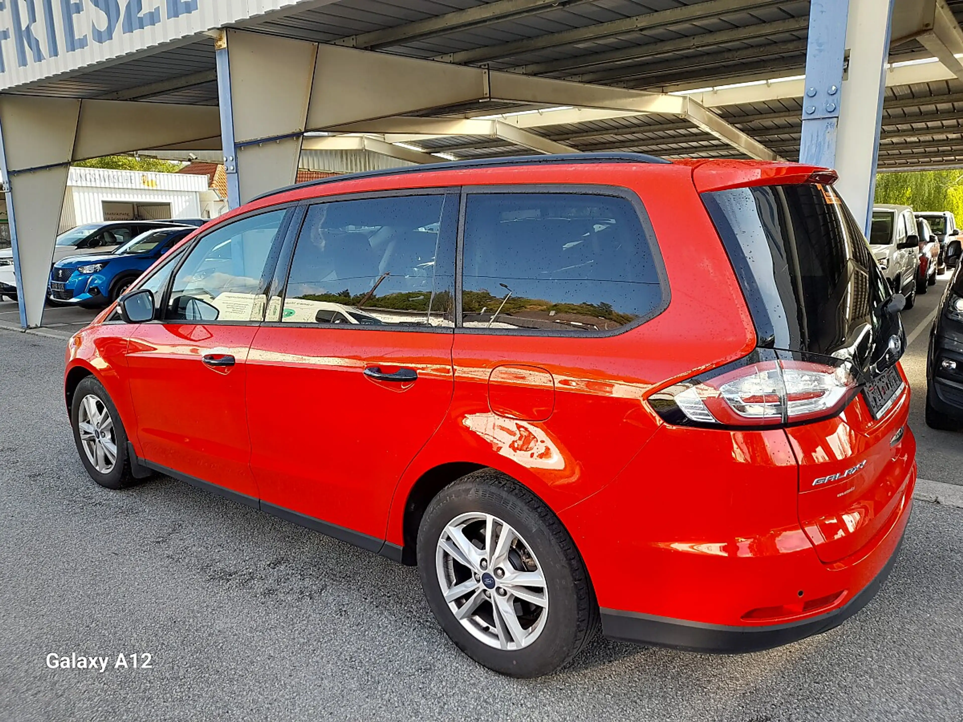 Ford Galaxy 2,0 EcoBlue SCR Business — photo 6
