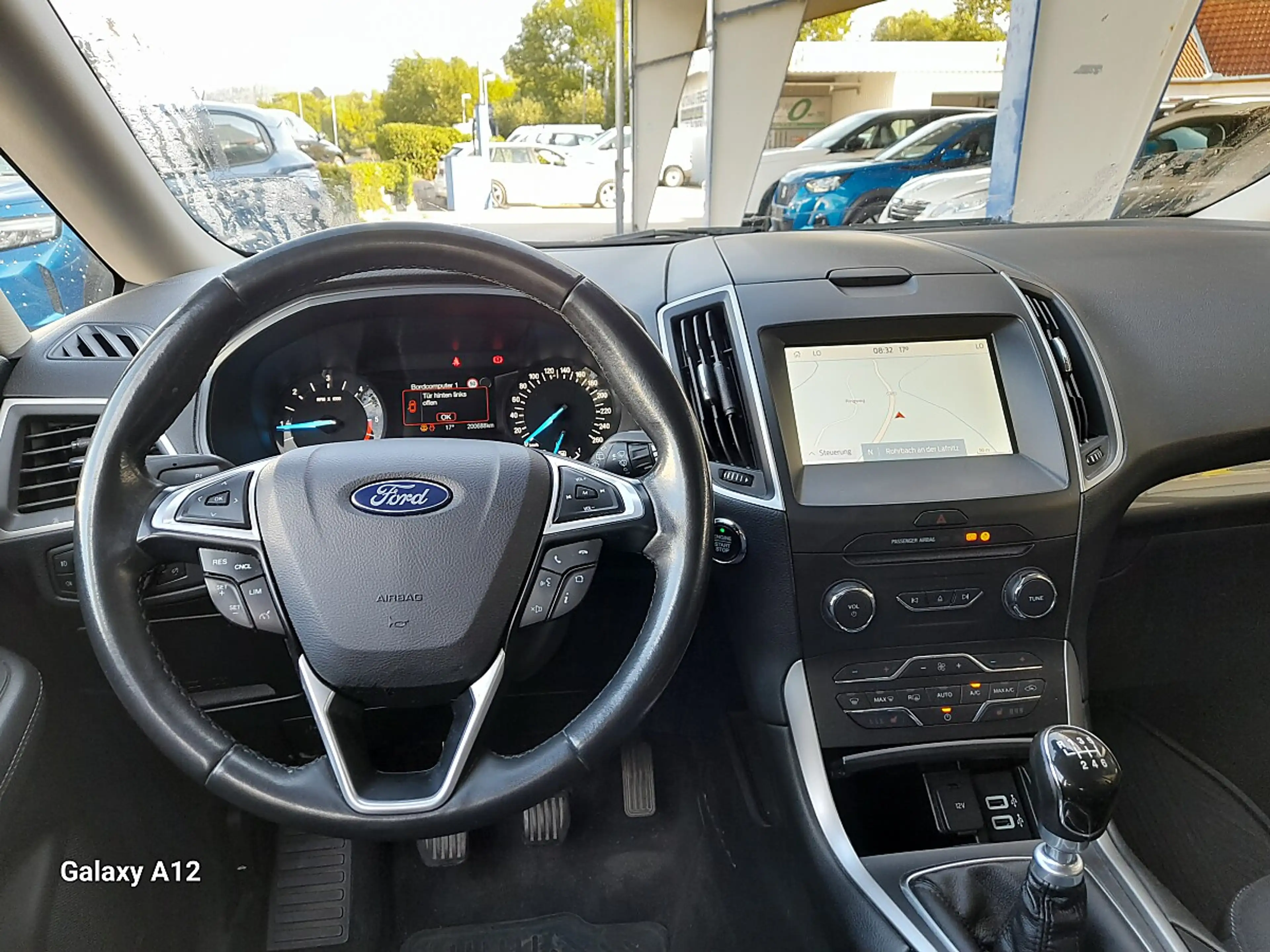 Ford Galaxy 2,0 EcoBlue SCR Business — photo 4