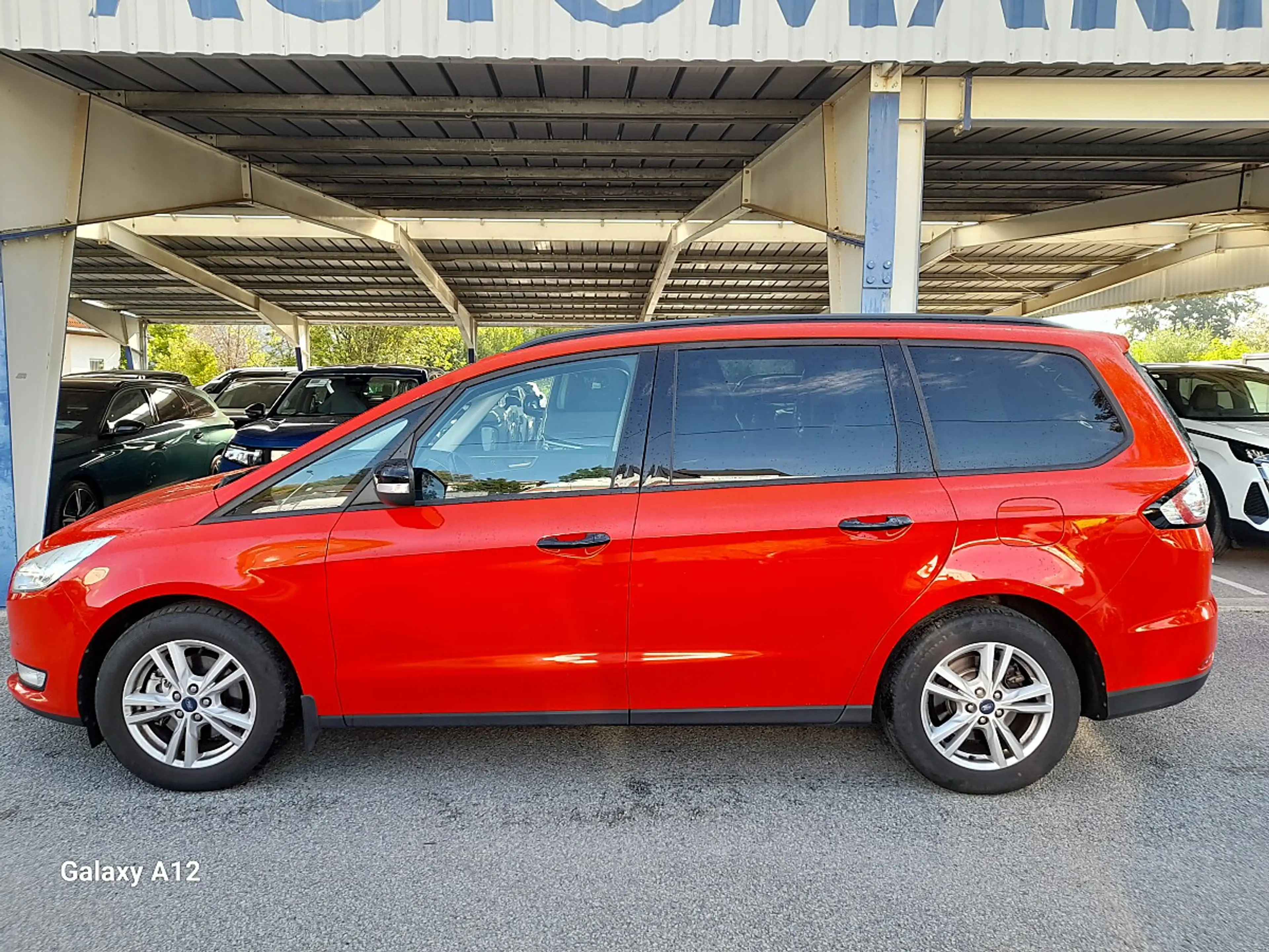 Ford Galaxy 2,0 EcoBlue SCR Business — photo 2