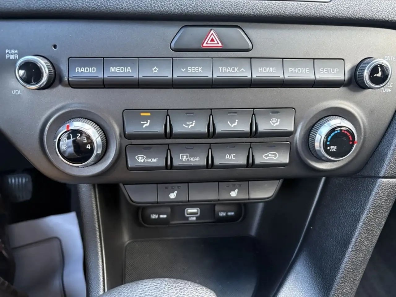 Kia Sportage снимка Kia Sportage