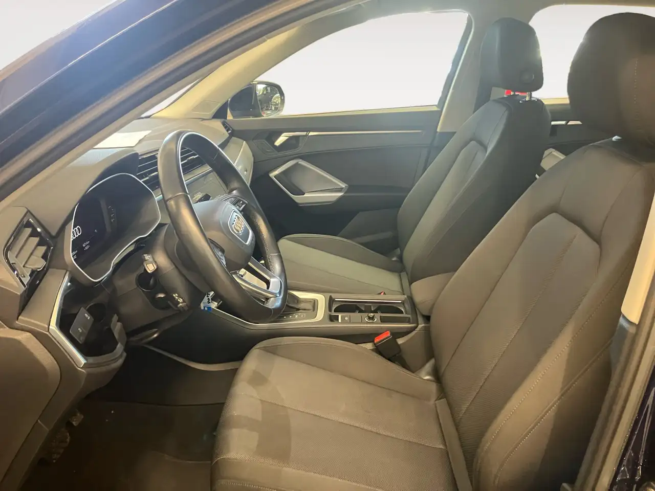 Audi Q3 35 2.0 tdi S line edition s-tronic 9