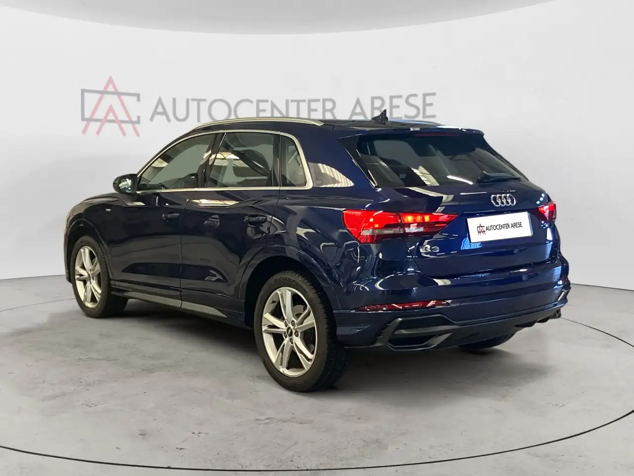 Audi Q3 35 2.0 tdi S line edition s-tronic 3