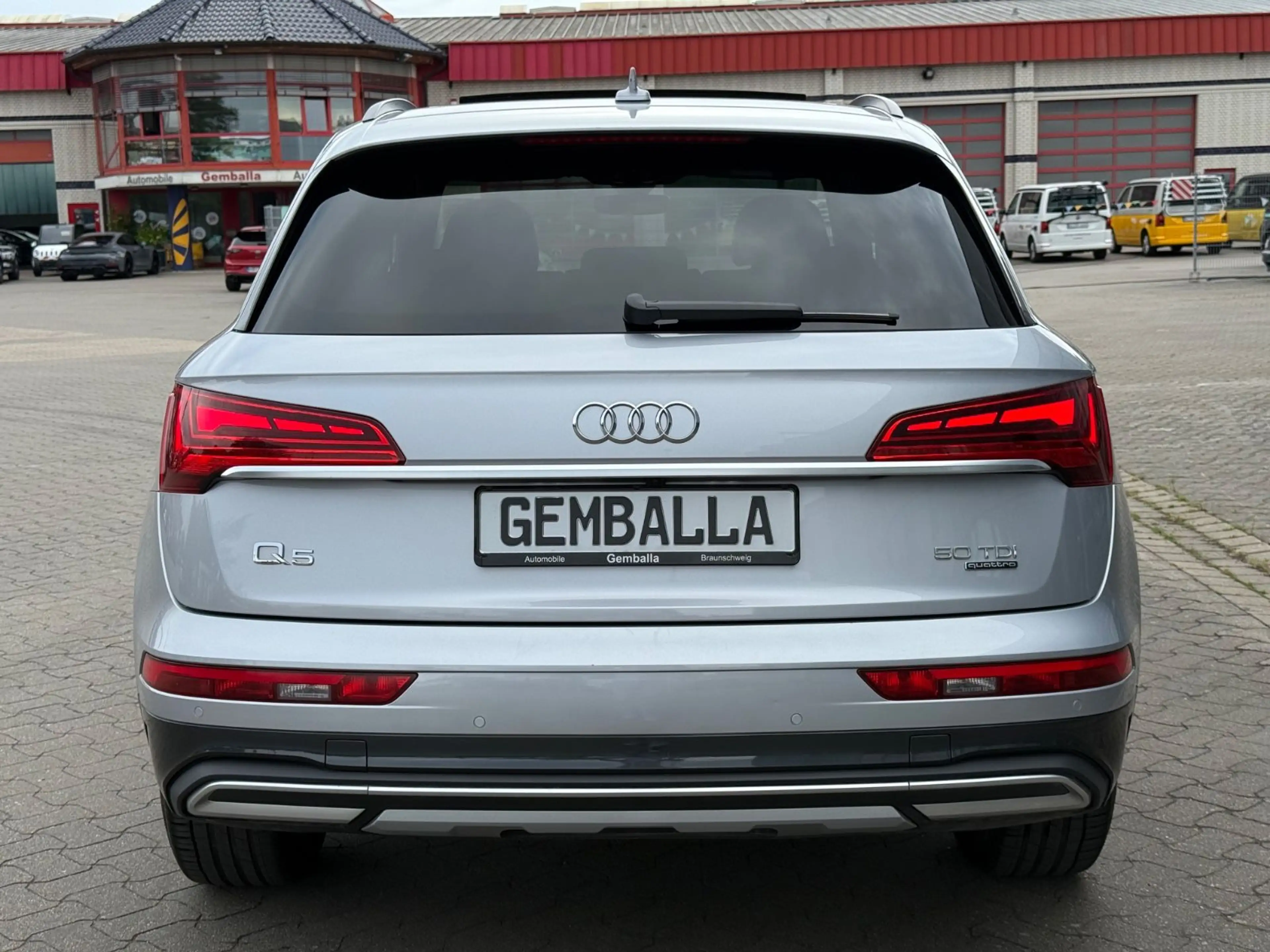 Audi Q5 50 TDI QUATTRO, S-SITZE RAUTE, PANORAMA — photo 15
