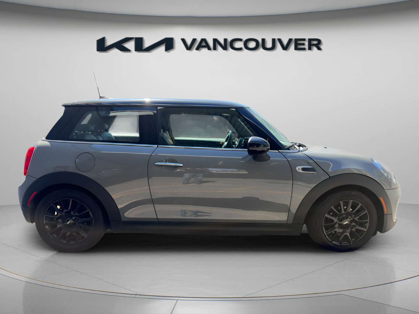 2018 MINI 3 Door