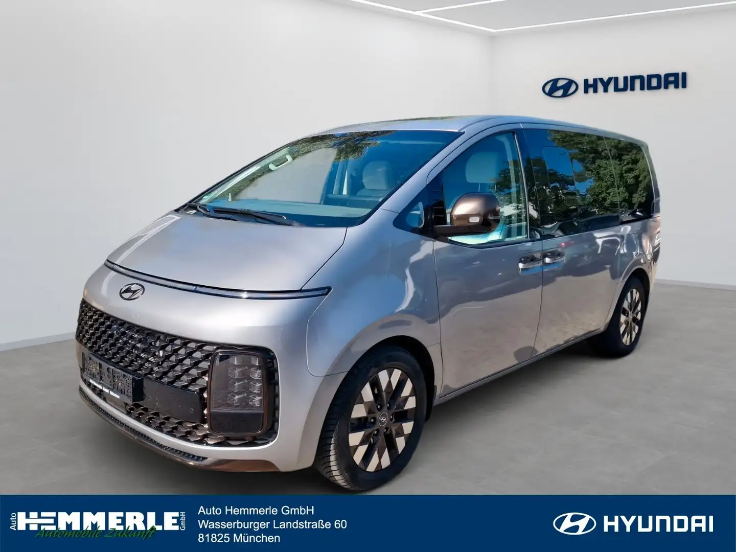 Hyundai STARIA SIGNATURE*Sz.Bl.*PANO*elekt. Tür*BOSE*AHK Argent - 1
