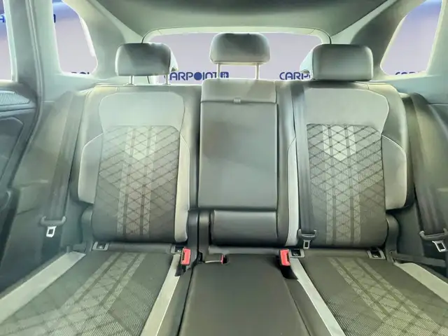 Volkswagen Tiguan view 10