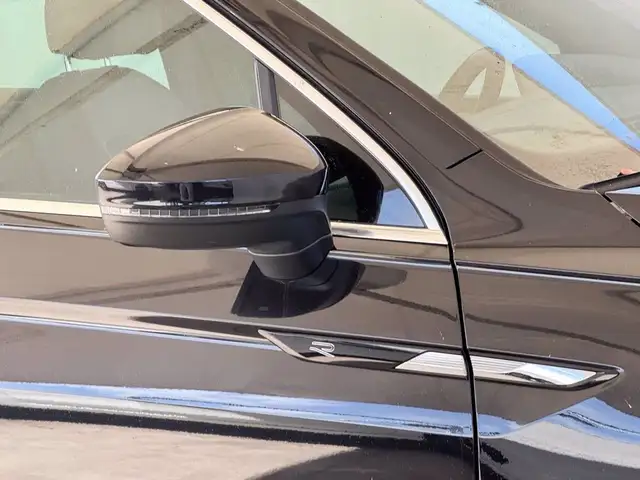 Volkswagen Tiguan view 16