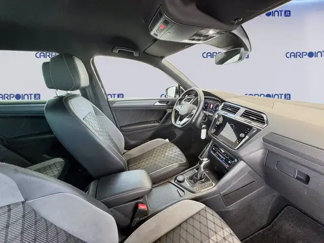 Volkswagen Tiguan view 7