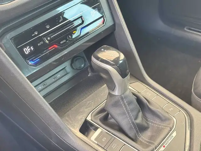 Volkswagen Tiguan view 25