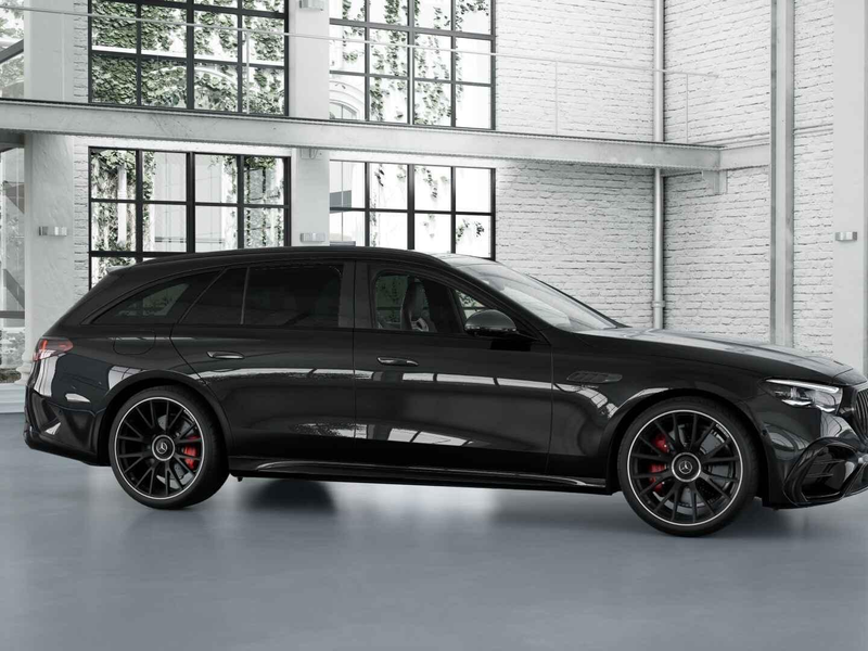 Mercedes-Benz E 53 AMG Estate 4MATIC+ Night Edition — photo 12