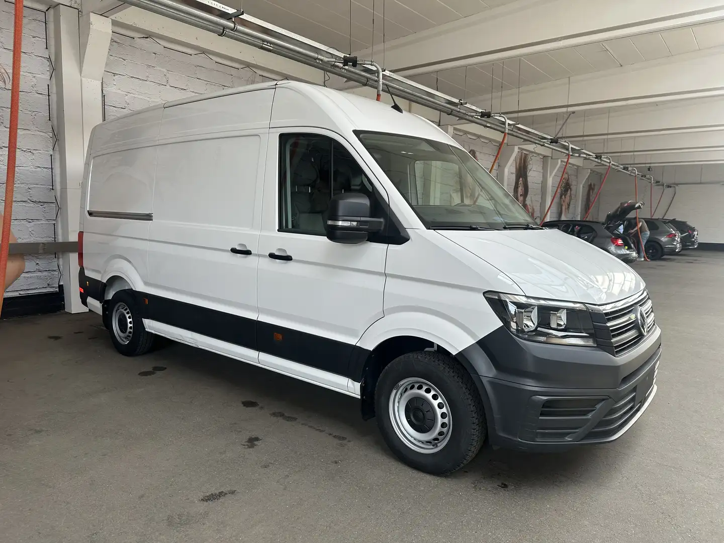 Volkswagen Crafter 35 TDI Autmaat L3 H3 Wit - 2
