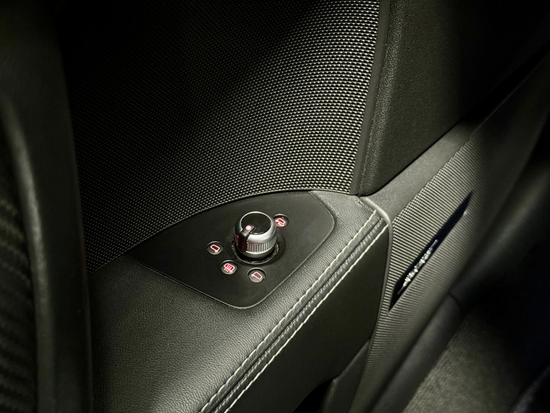 Audi TT RS 2.5 T TT Plus Pro Line | 360 PK! | RS Seats | 20" — photo 33