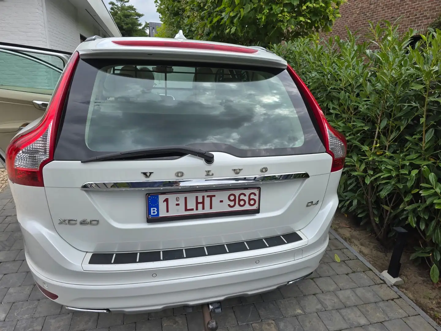 Volvo XC60 D5 AWD Aut. - 2