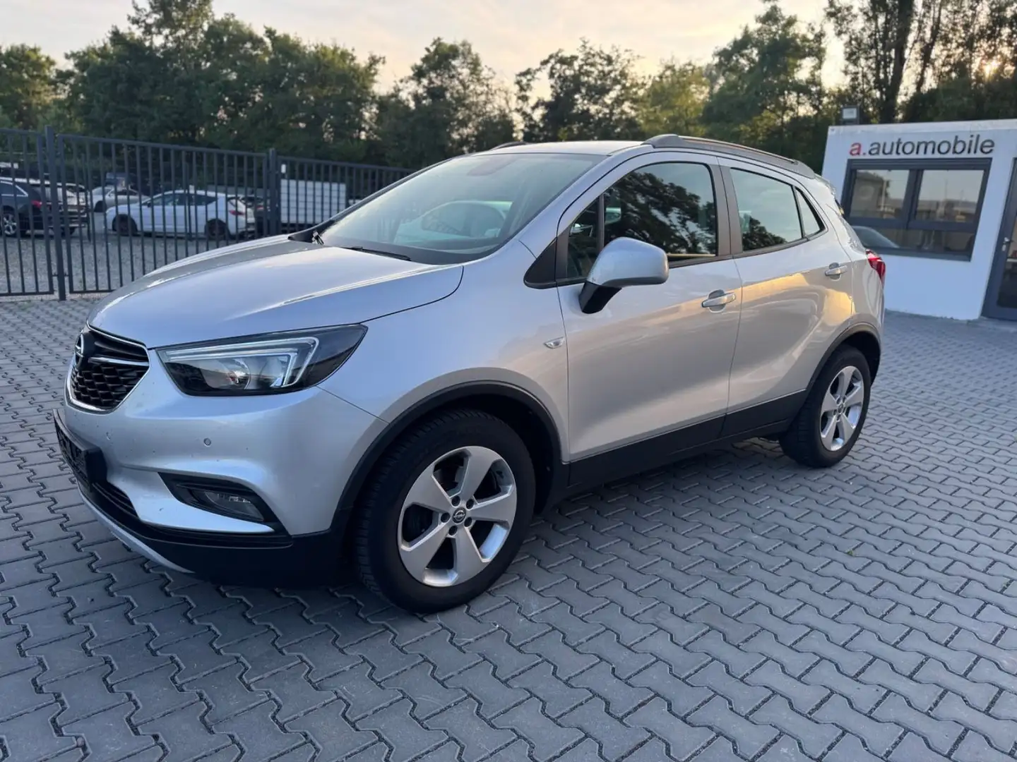 Opel Mokka X. 1,6D  Innovation Silber - 1