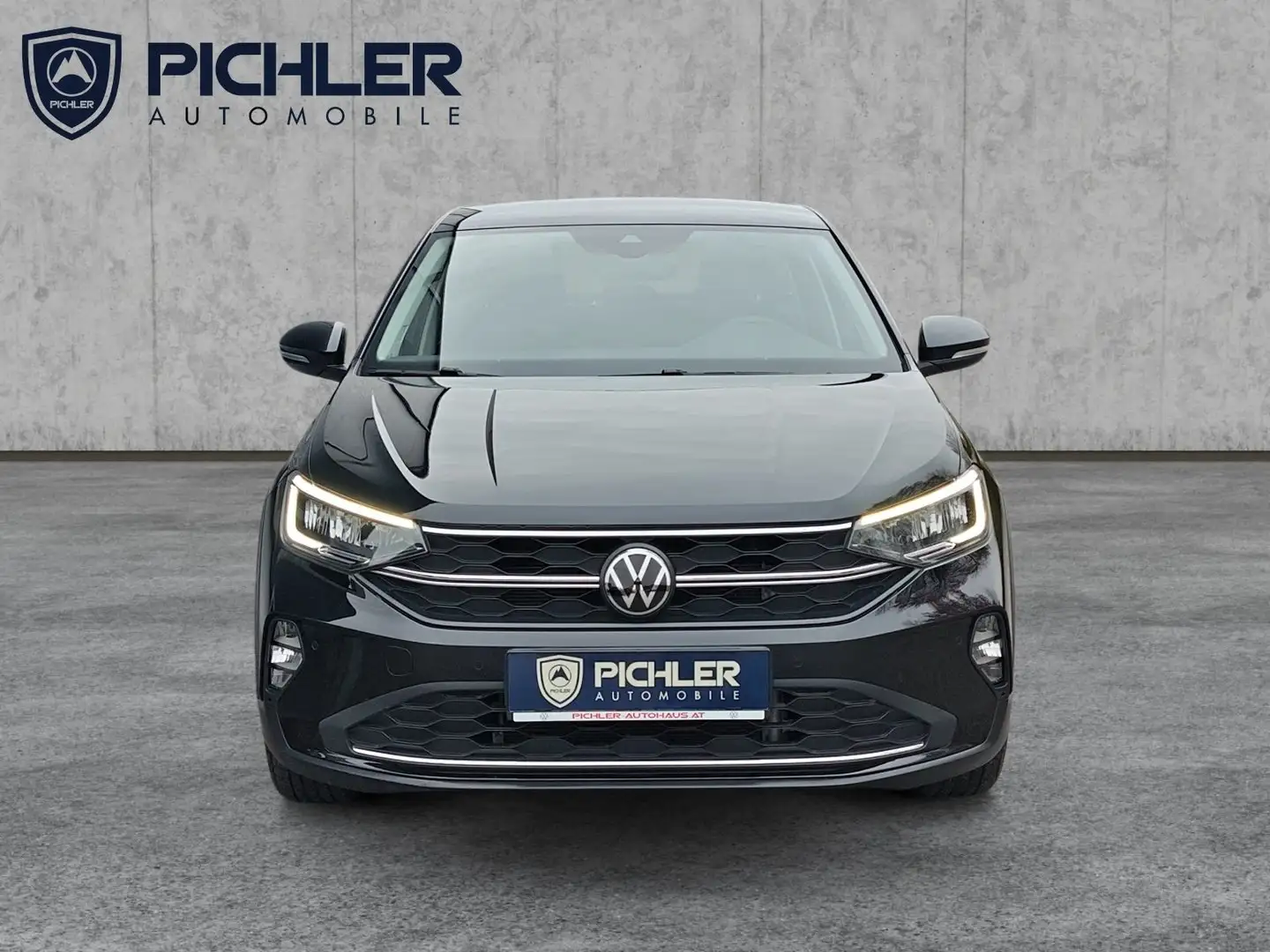 Volkswagen Taigo Life TSI Schwarz - 2