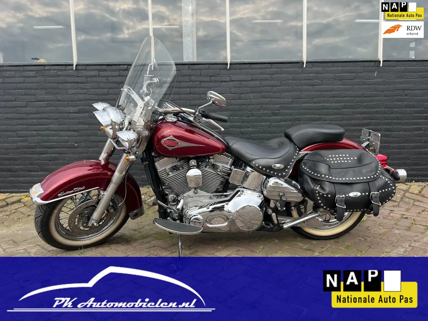 Harley-Davidson Heritage Softail Chopper FXST **17.024km** Roşu - 1