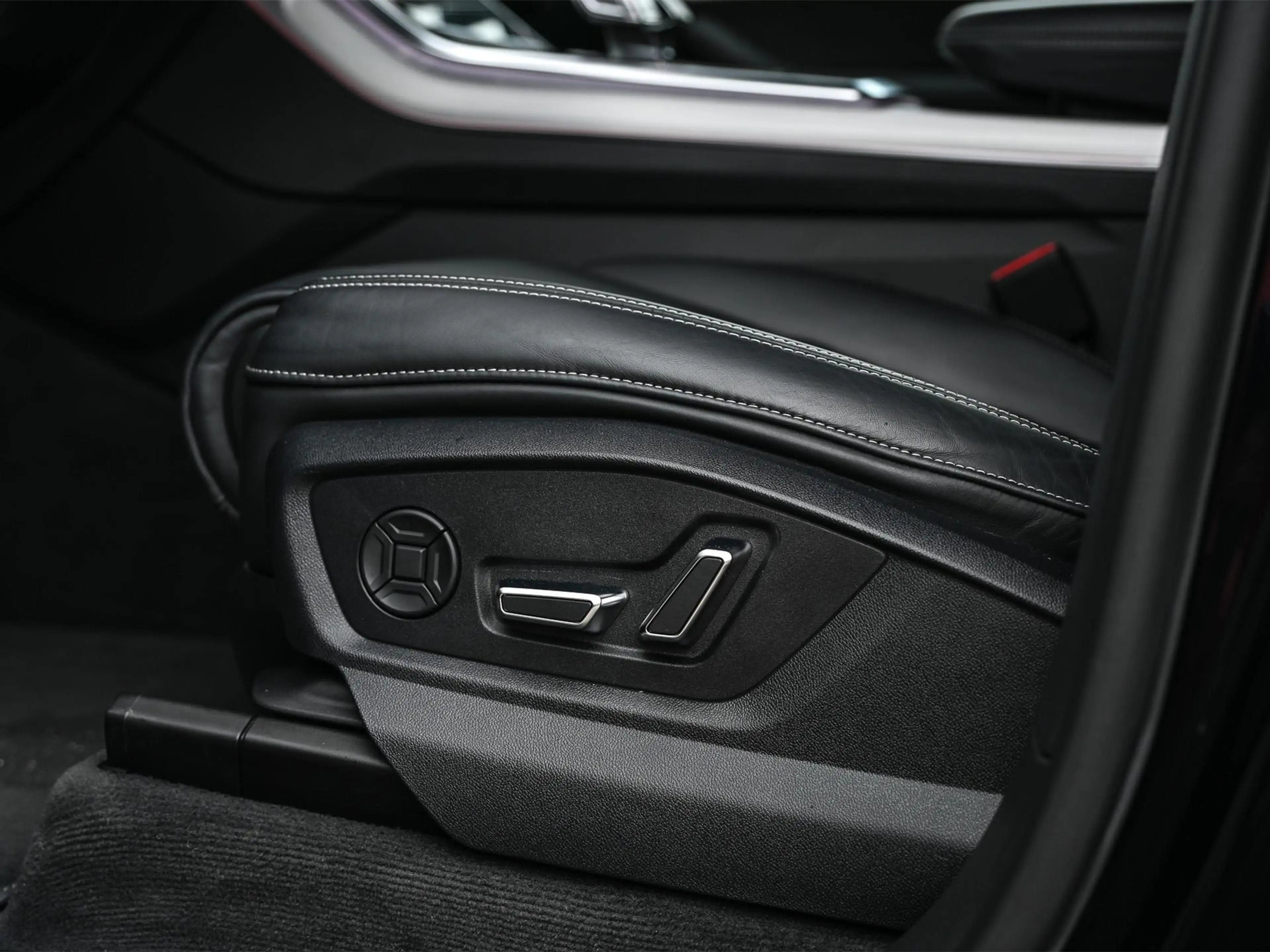 Audi Q8 55 TFSI e quattro Pro Line Plus | Panoramadak | Ni — photo 12