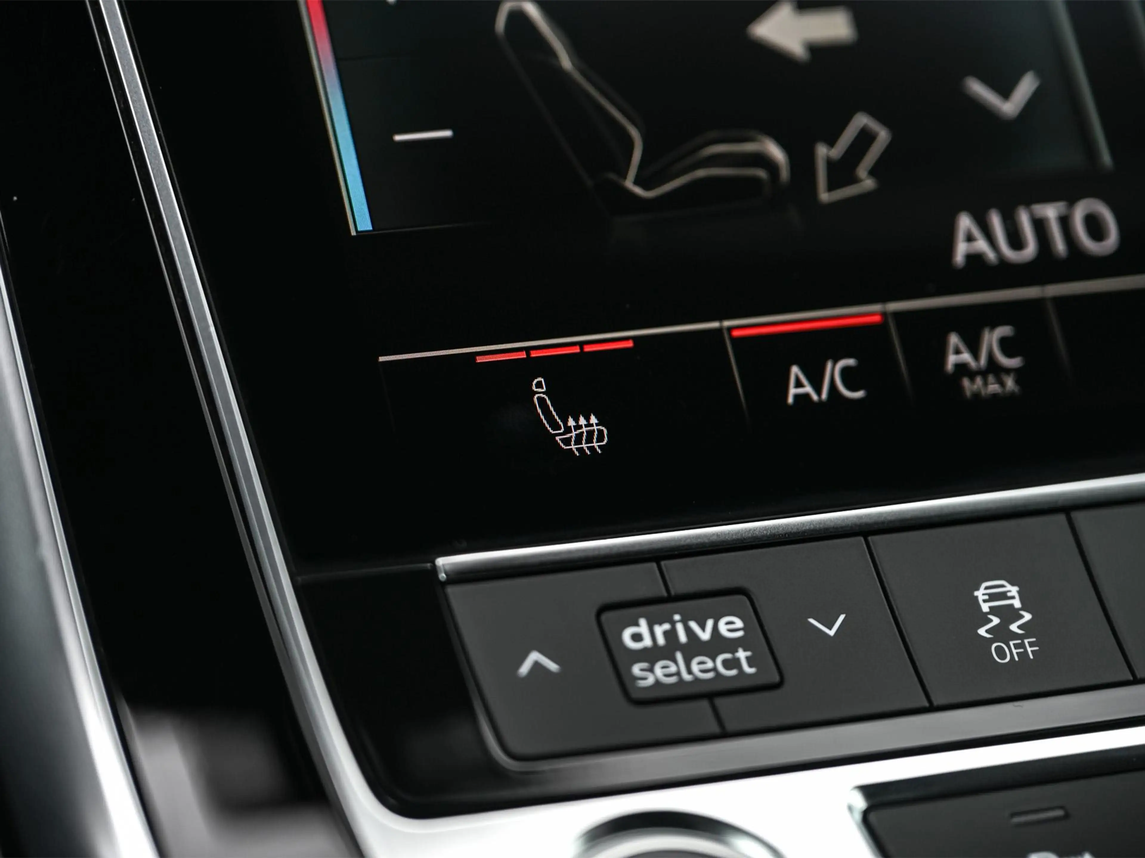 Audi Q8 55 TFSI e quattro Pro Line Plus | Panoramadak | Ni — photo 13