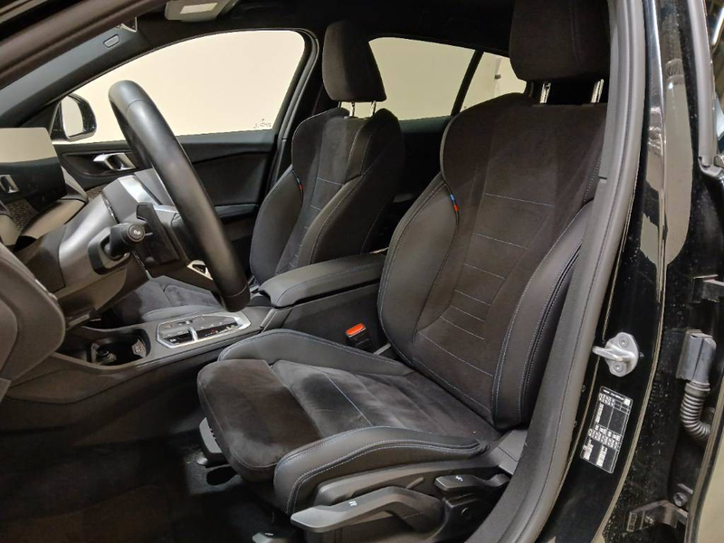 BMW 120 i M Sport PRO MASSAGE/HEADUP/360°/ACC/KEYLESS — photo 4