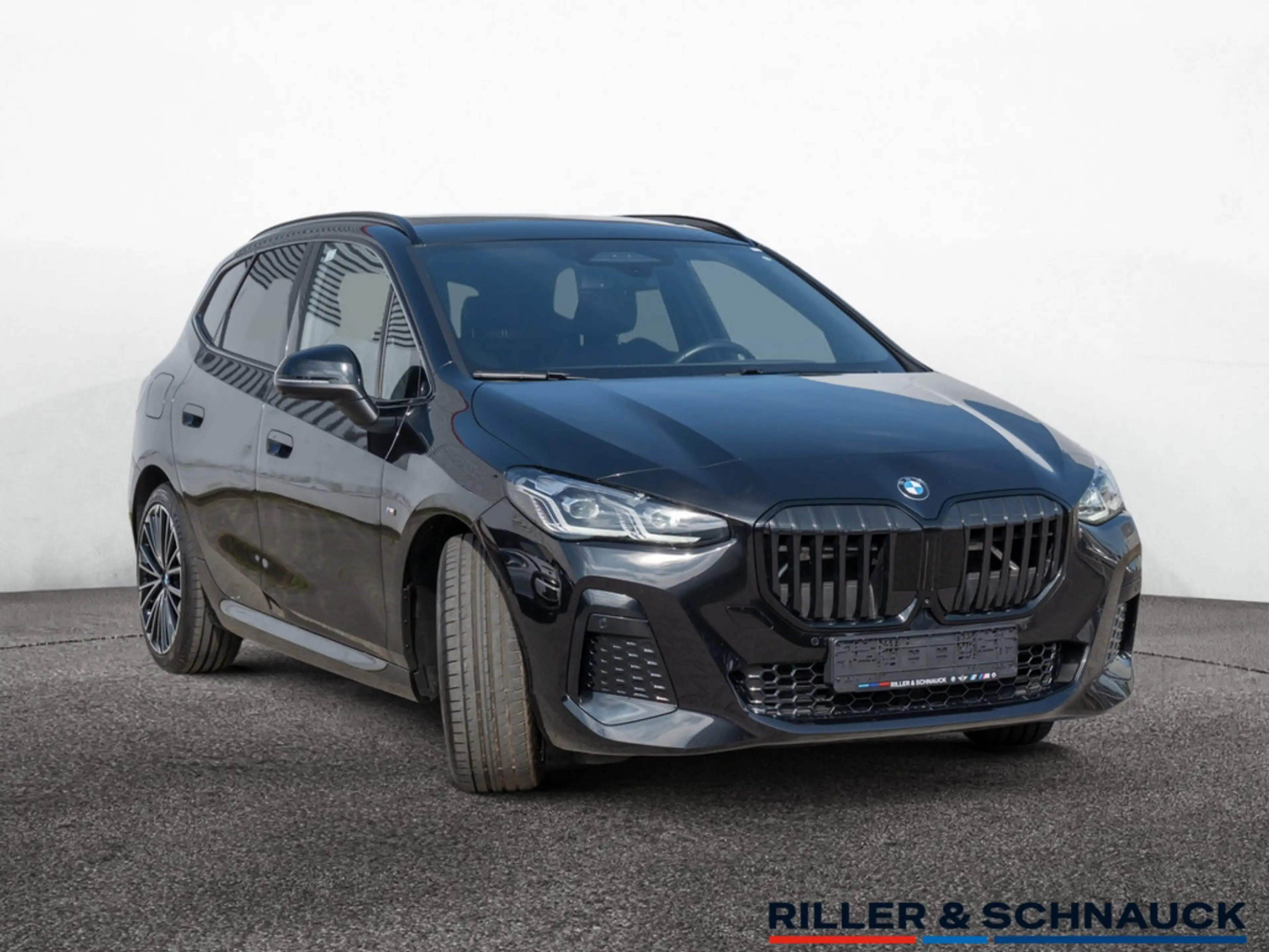 BMW 223 Active Tourer M-Sport 360°+PANO+HUD+H/K+N — photo 2