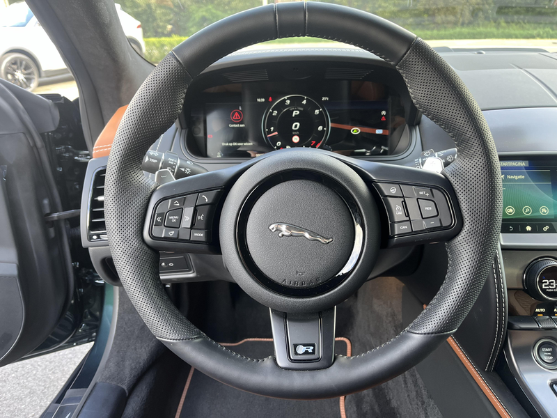 Jaguar F-Type CONVERTIBLE R75 AWD — photo 13