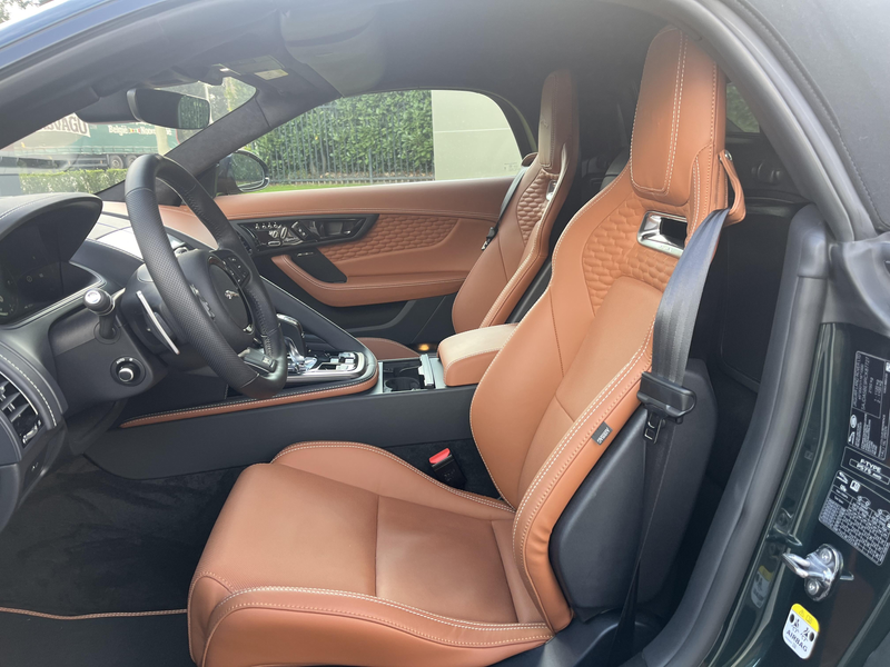 Jaguar F-Type CONVERTIBLE R75 AWD — photo 15