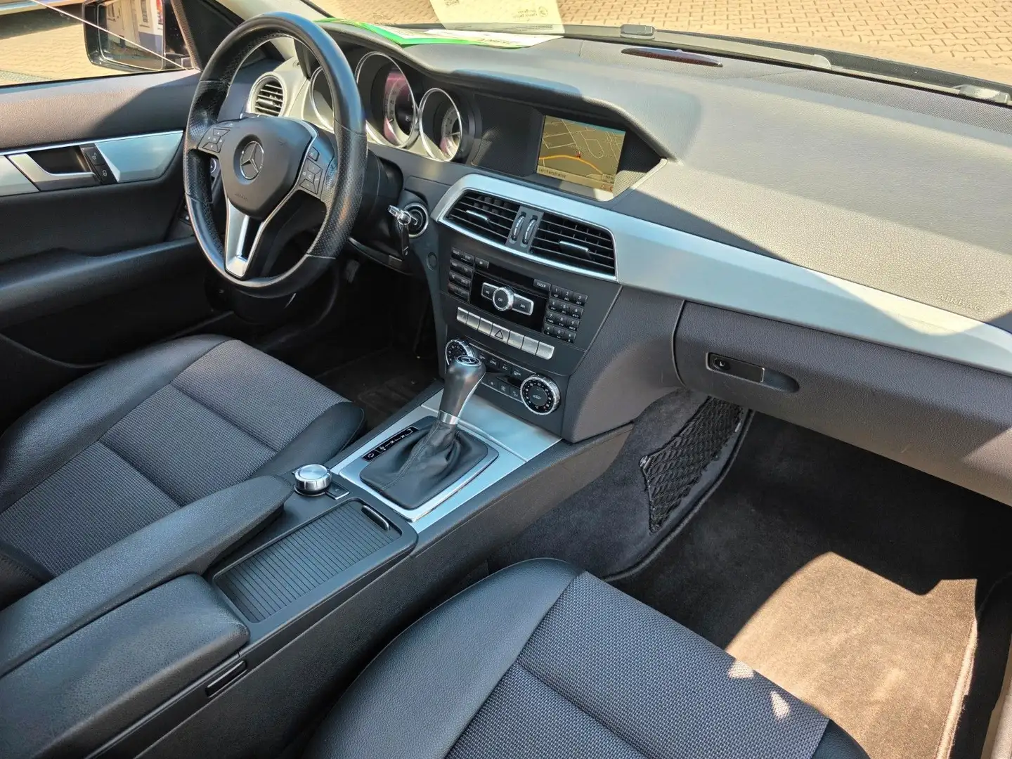 Mercedes-Benz C 180 CGI Lim. BlueEfficiency/Automatik/Navi Nero - 2
