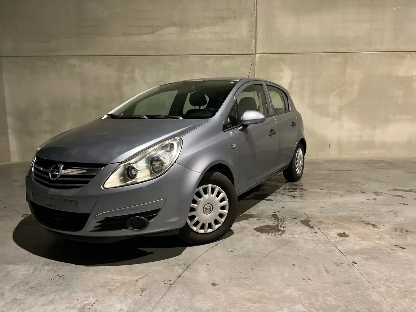 Opel Corsa 1.2i Enjoy Easytronic - 1