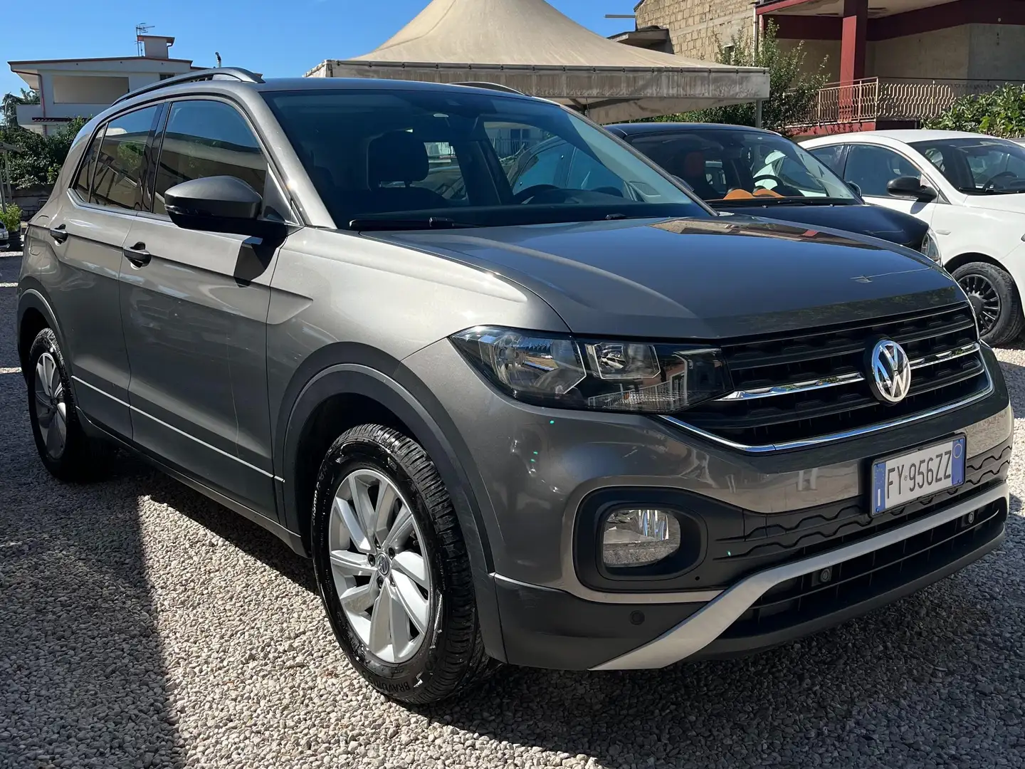 Volkswagen T-Cross 1000 BENZINA 95 CV KM CERTIFICATI UNICO PROPRIETAR Gris - 1