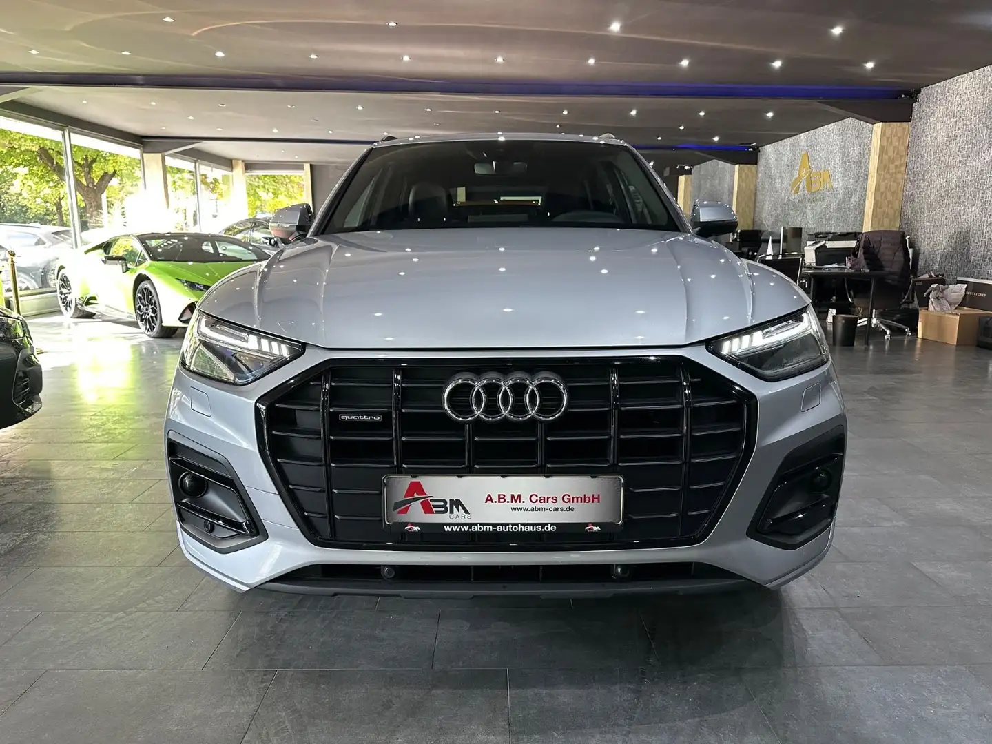 Audi Q5 40 TDI quattro / Stanheizung / LEDER /KAMERA Silber - 2