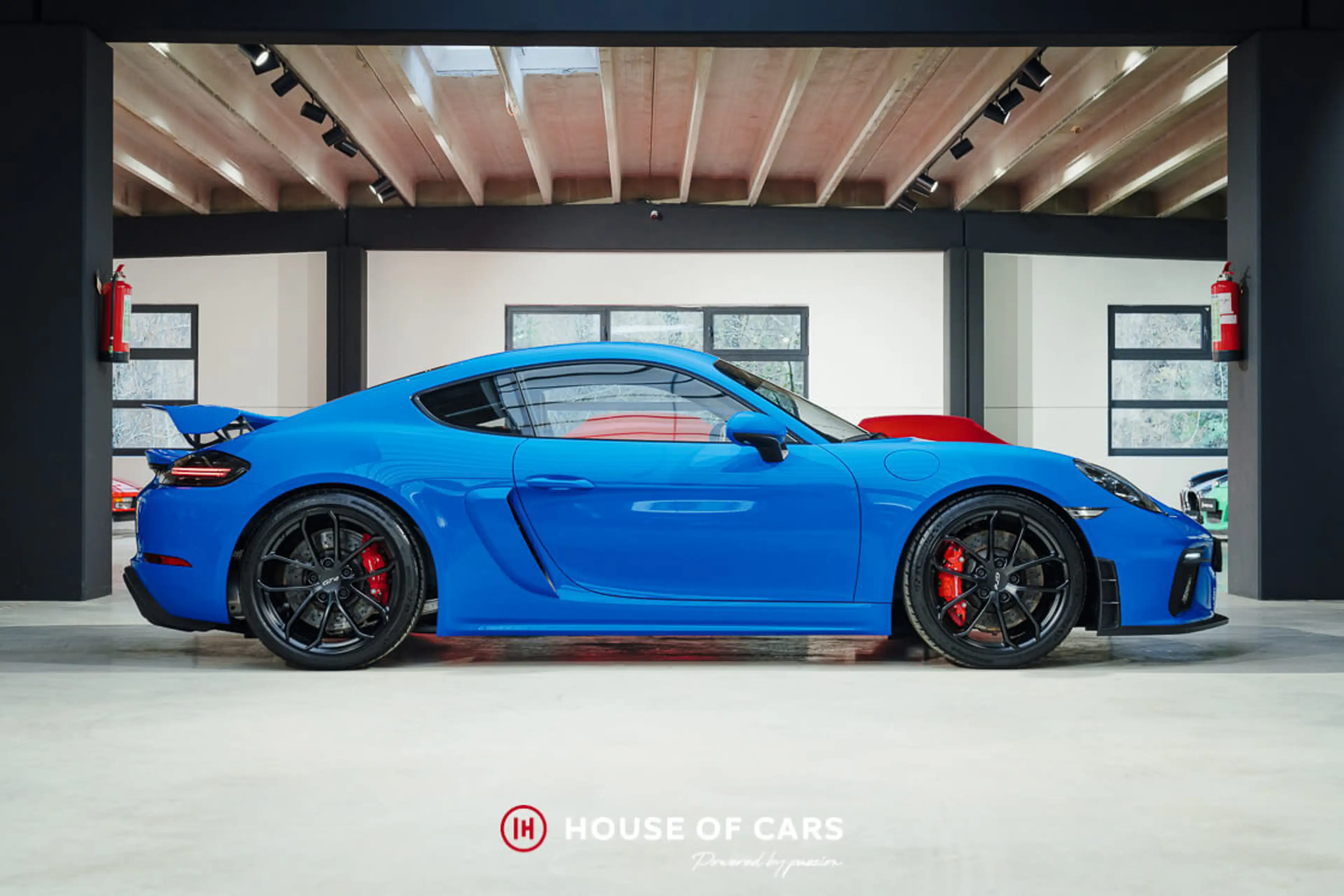 Porsche 718 Cayman GT4 Clubsport PDK 2021 – PTS / Arrow Blue — photo 5