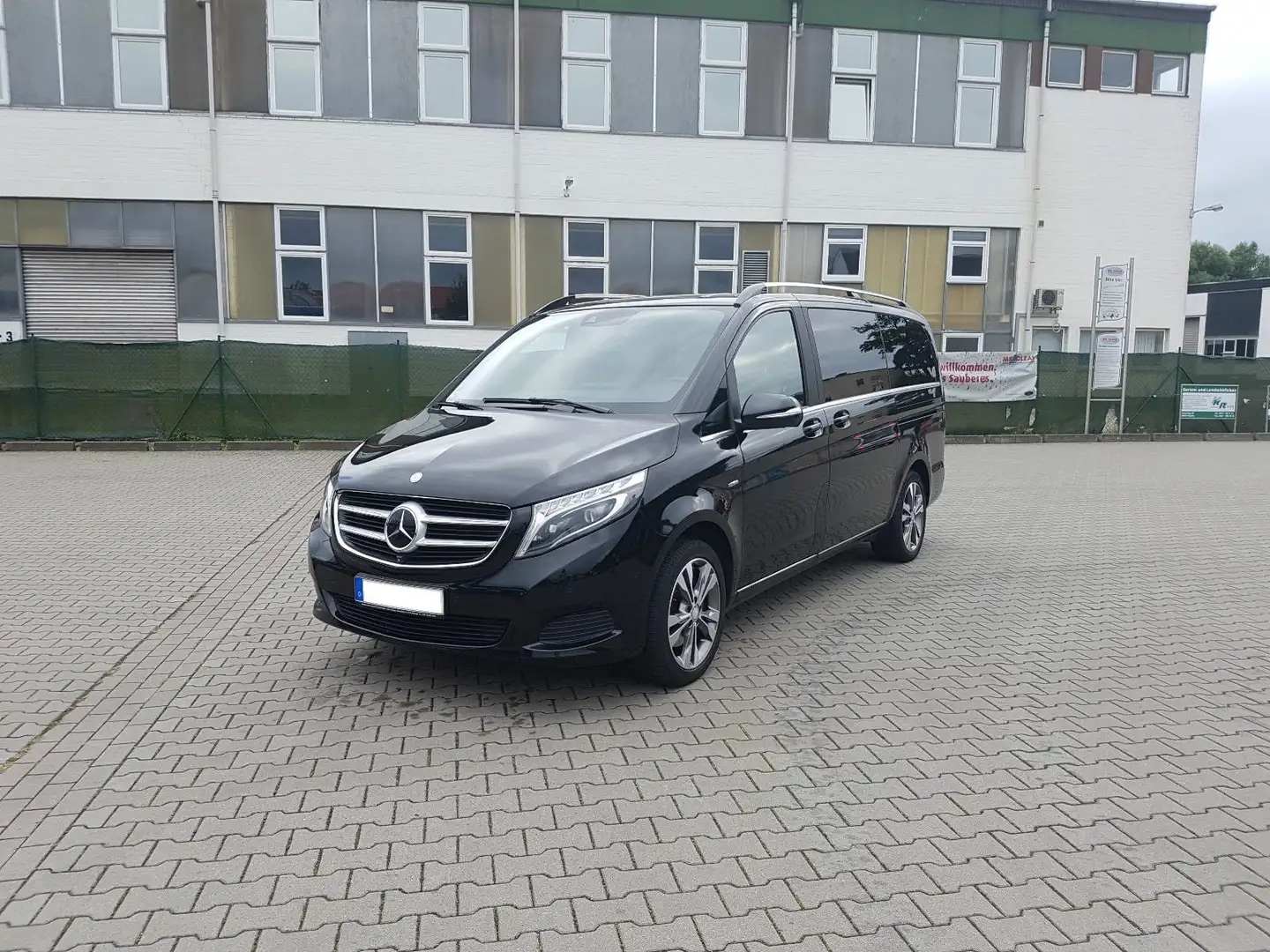 Mercedes-Benz V 250 V 250 d extralang 9G-TRONIC Avantgarde Black - 2