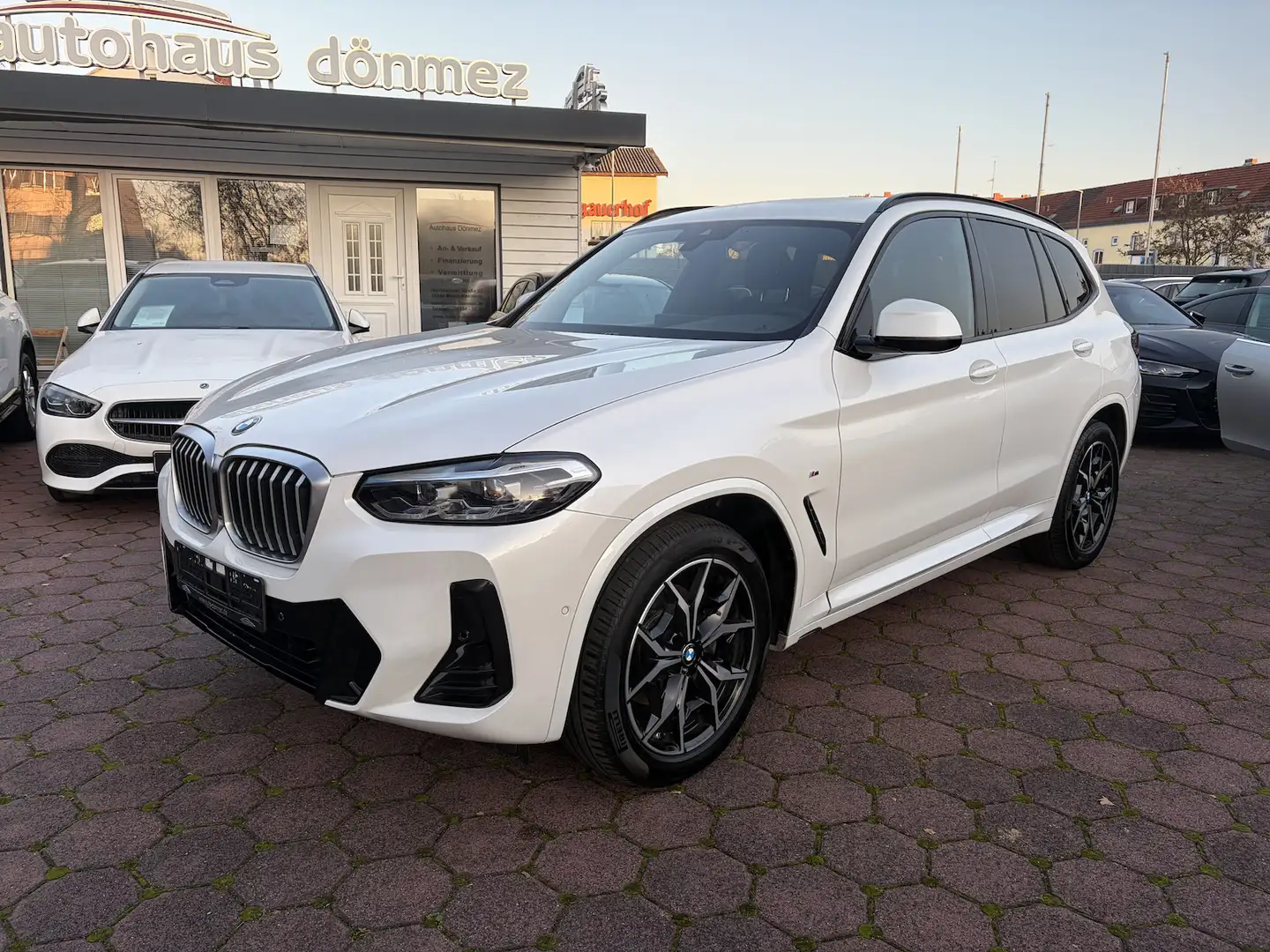 BMW X3 xDrive 20 d M Sport AHK LED MEMORY Blanco - 1
