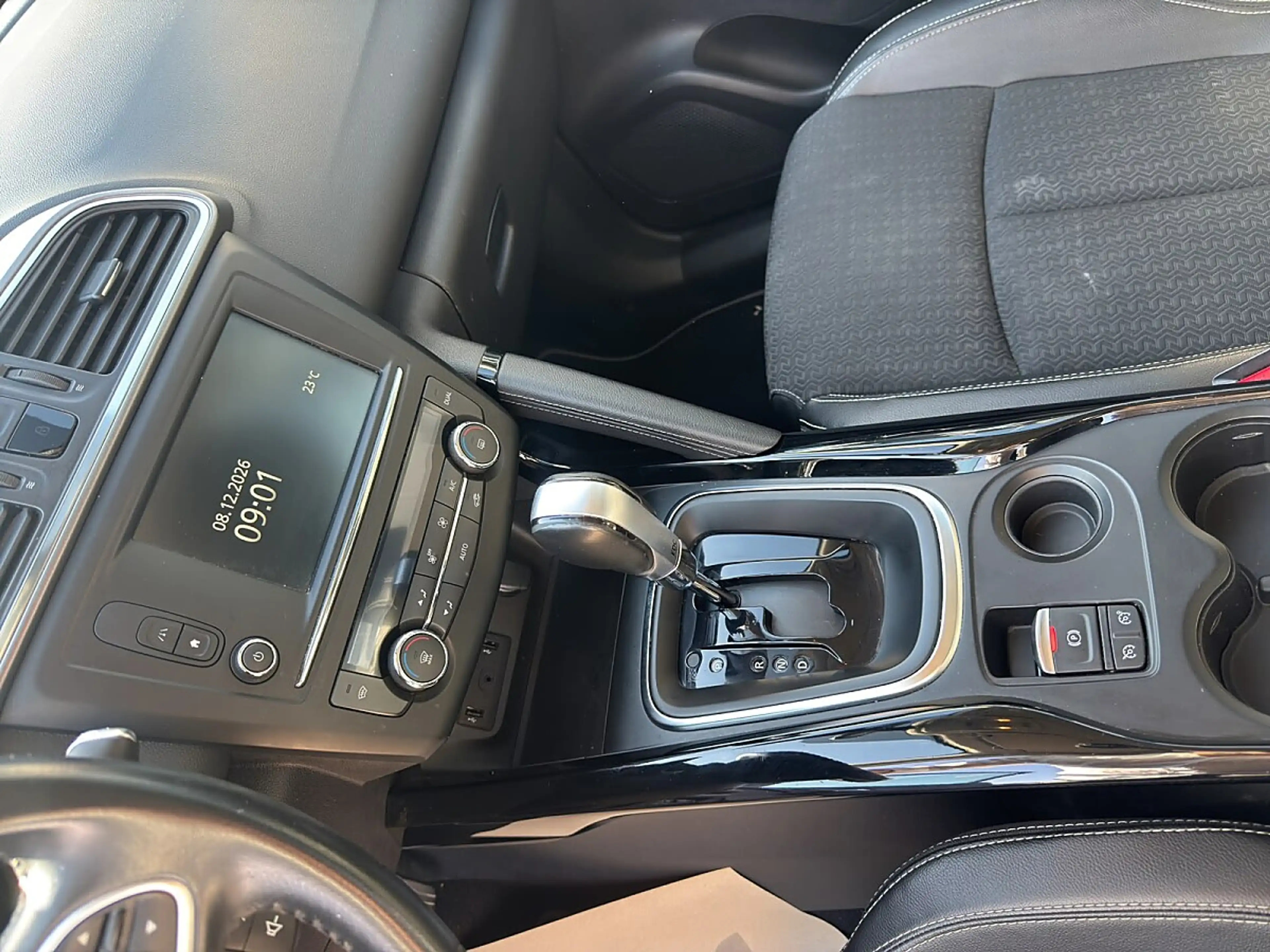 Renault Kadjar Energy TCe 130 EDC 7-Gang Conquest — photo 11
