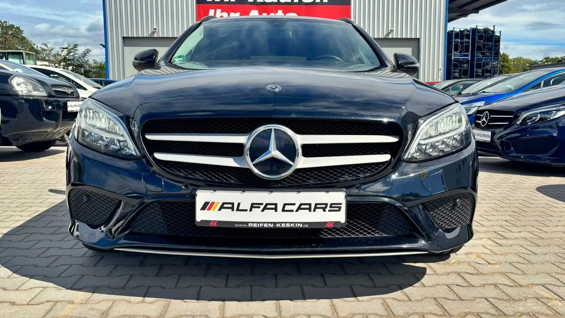 Mercedes-Benz C 200 d T-Modell /NAVi/SHZ/APPLE-CARPLAY Schwarz - 2