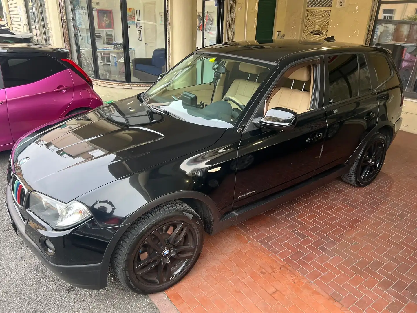 BMW X3 X3 E83 xdrive18d Futura Zwart - 2